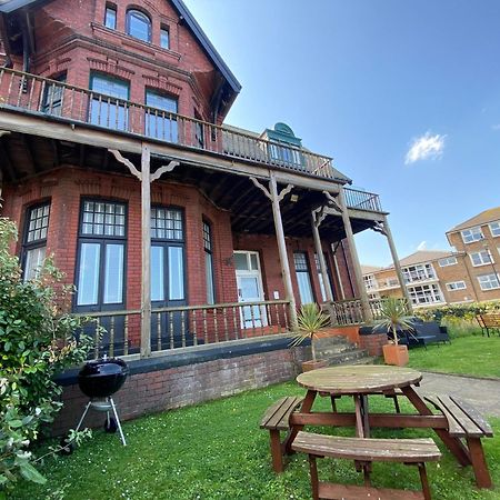Captain'S Deck Beach Balcony Perfectlysaltburn Saltburn-by-the-Sea Exterior foto